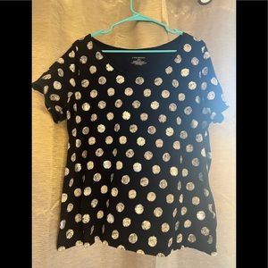 Lane Bryant t-shirt. Black with shiny silver and white dots.